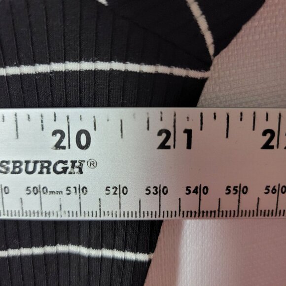 Cato Pull Over Knit Top Womens Sz 18/20 3/4 Sleeves Black & White Striped NWT - Picture 7 of 12